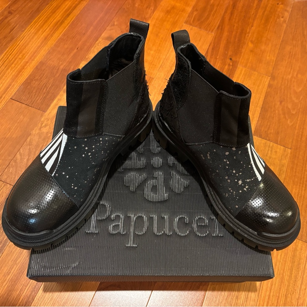 Papucei Black Leather mix boot